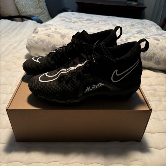 Nike football cleats sz men’s 8.5 - Picture 5 of 5